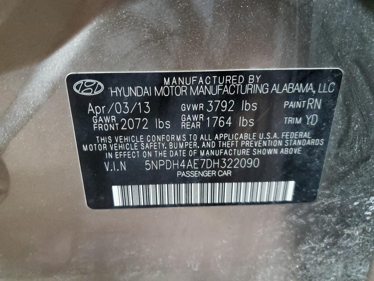 2013 Hyundai Elantra - Image 12