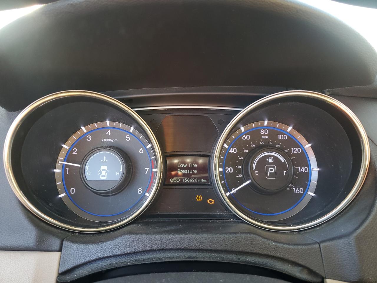 2013 Hyundai Sonata - Image 9
