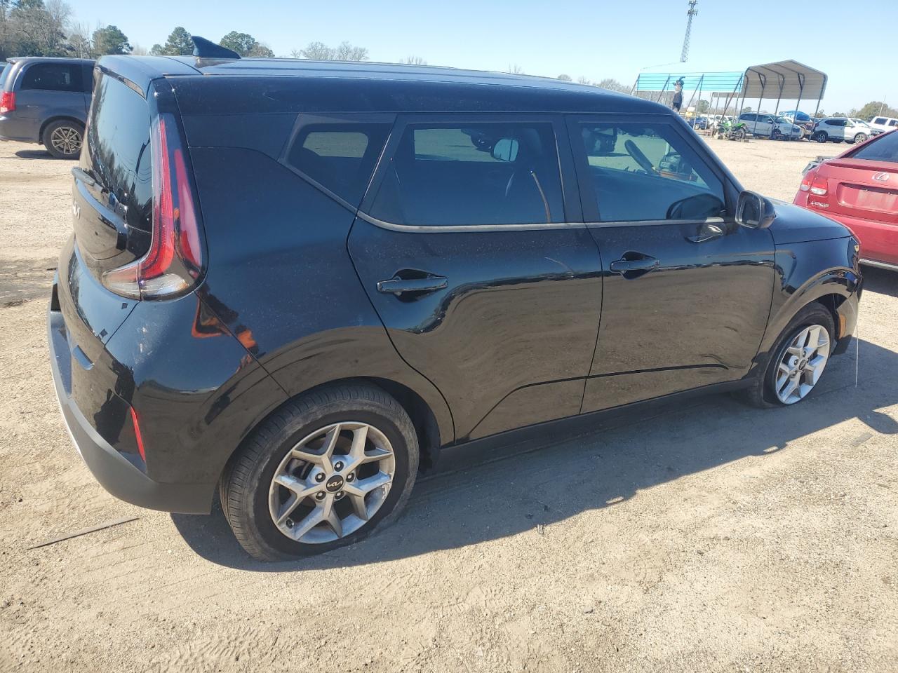 2023 Kia Soul - Image 3