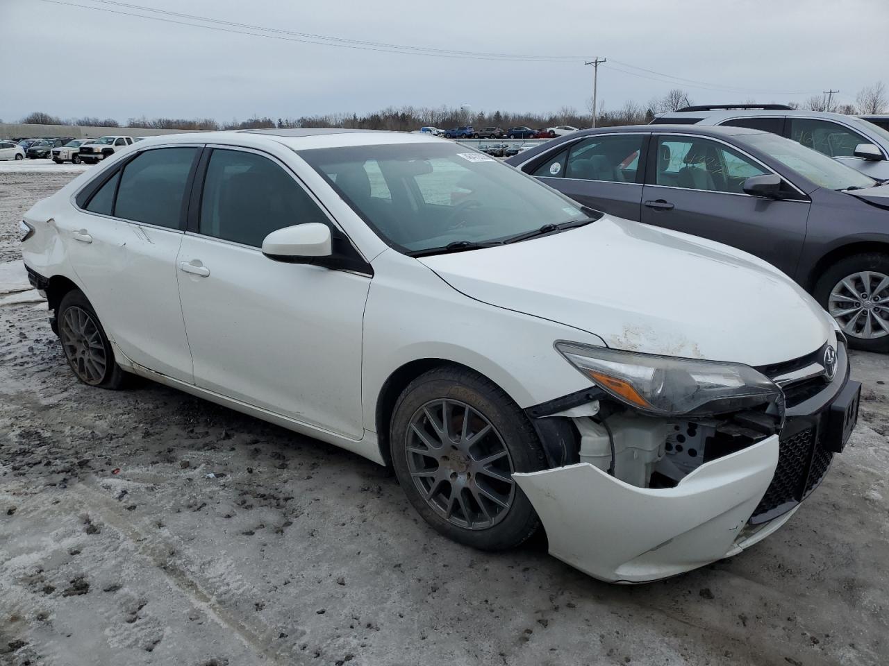 2015 Toyota Camry - Image 4