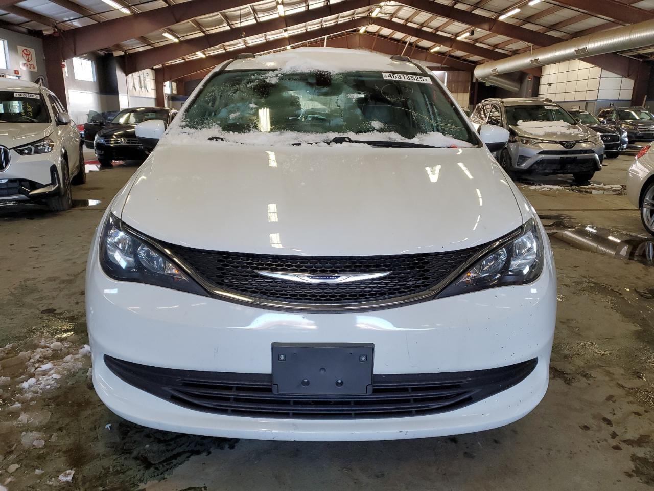 2020 Chrysler Voyager - Image 5