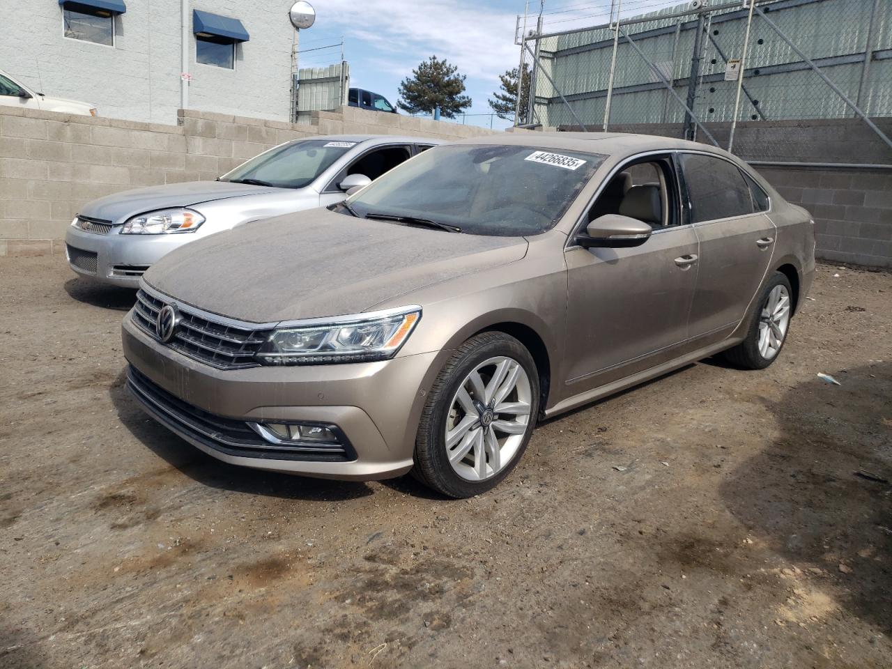 2017 Volkswagen Passat - Image 1