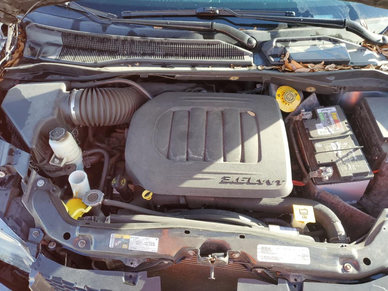 2019 Dodge Caravan - Image 12