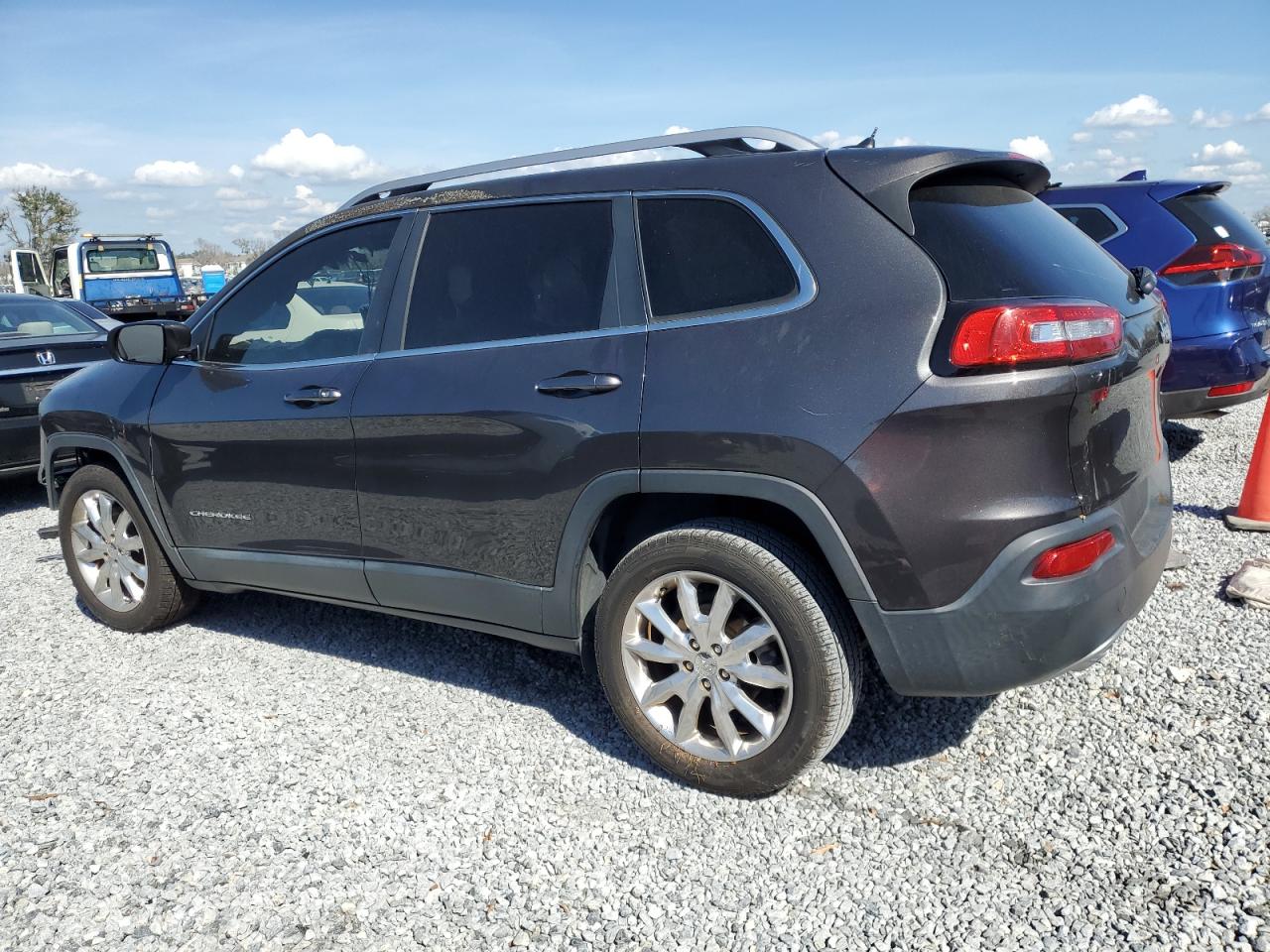 2015 Jeep Grand Cherokee - Image 2