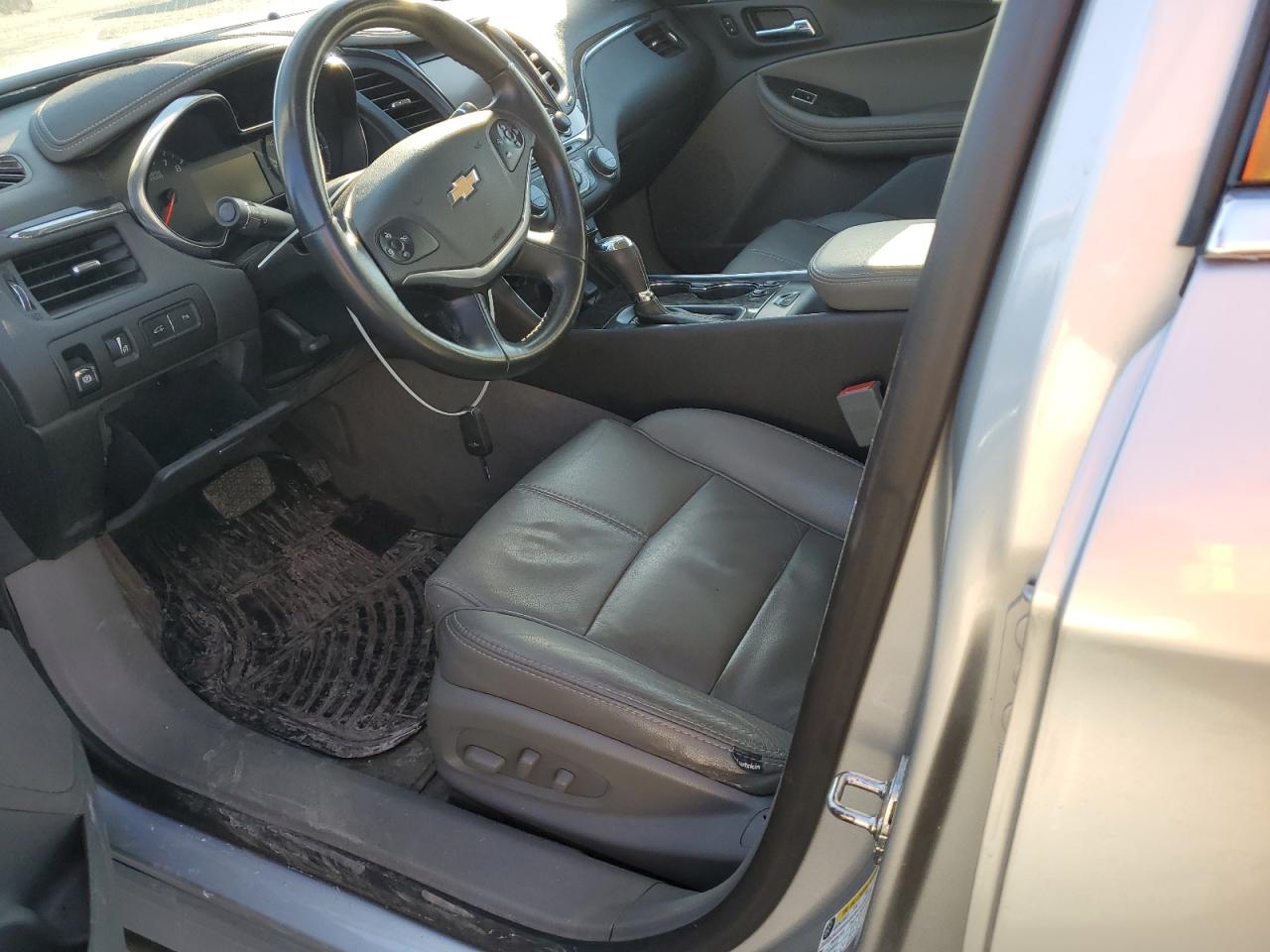 2014 Chevrolet Impala - Image 7