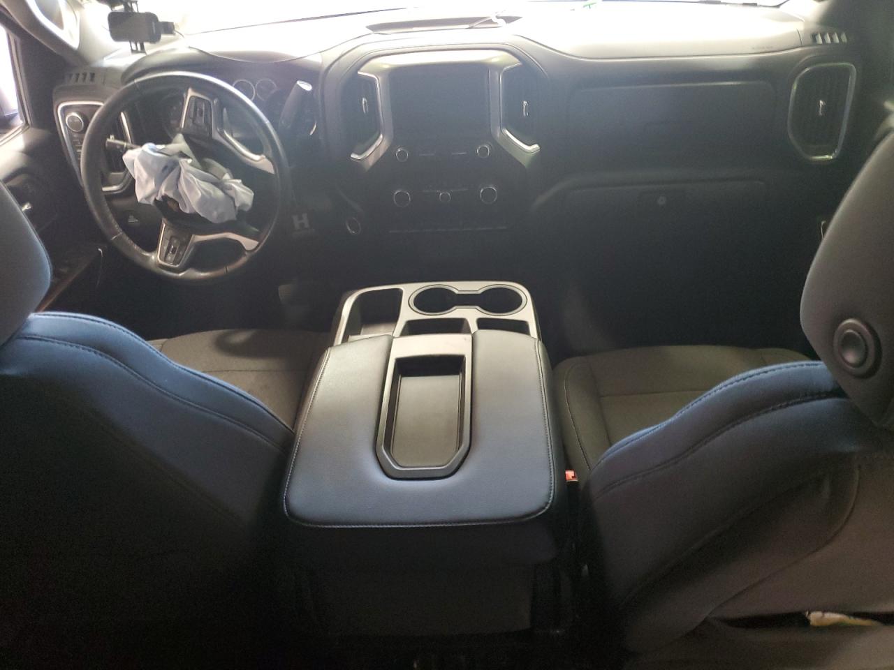 2020 Chevrolet Silverado - Image 8