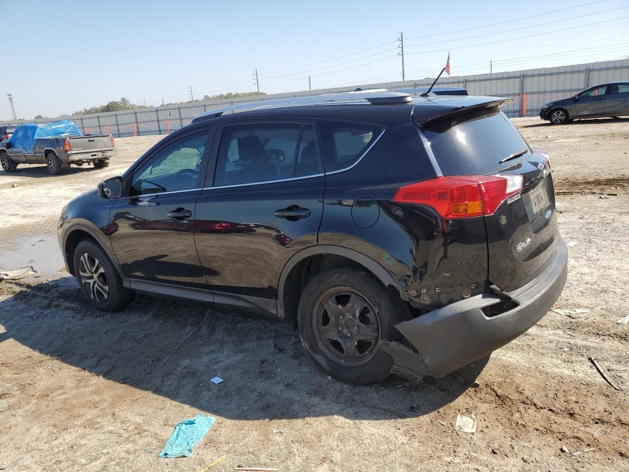 2015 Toyota RAV 4 - Image 2