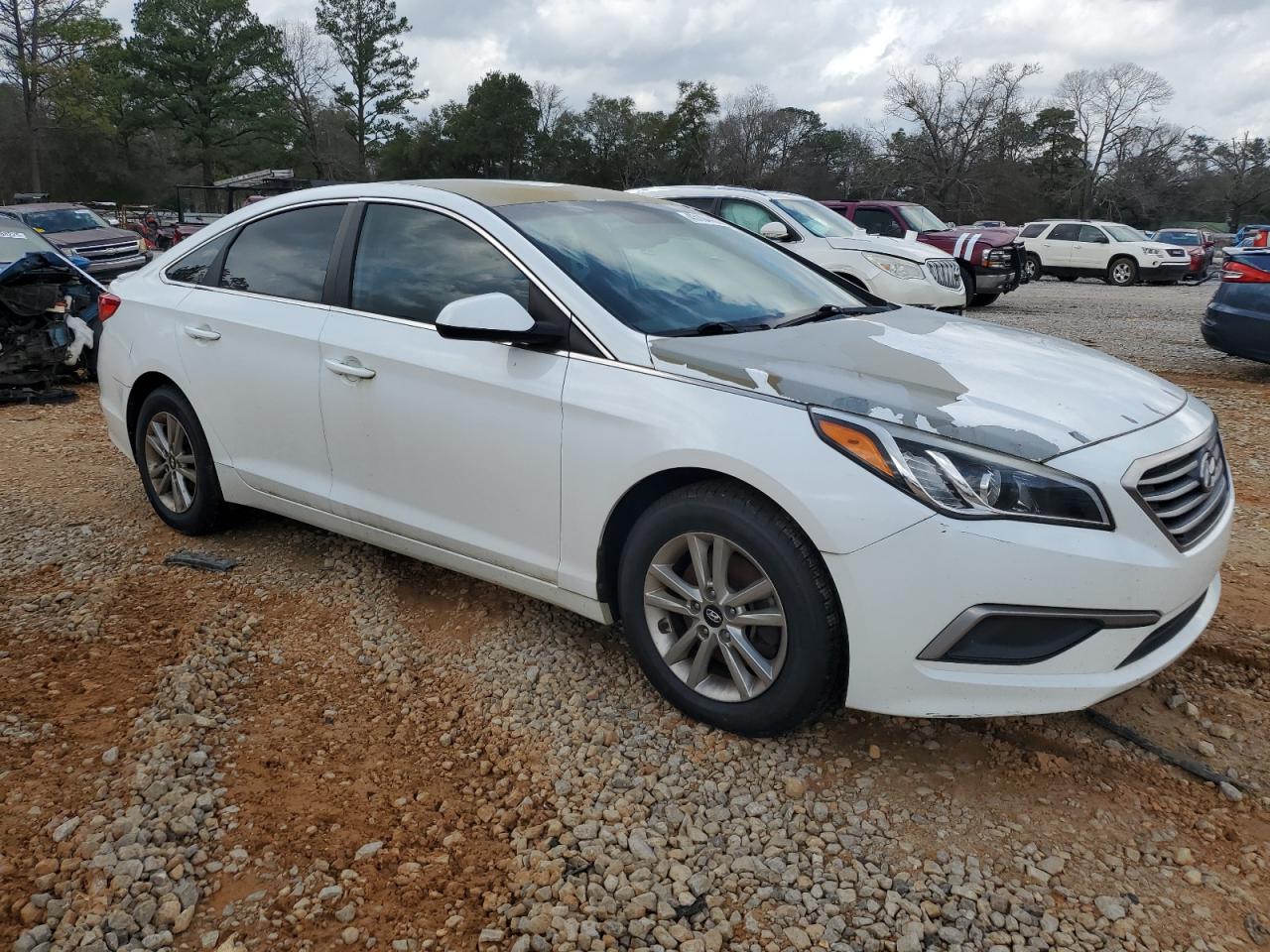 2017 Hyundai Sonata - Image 4
