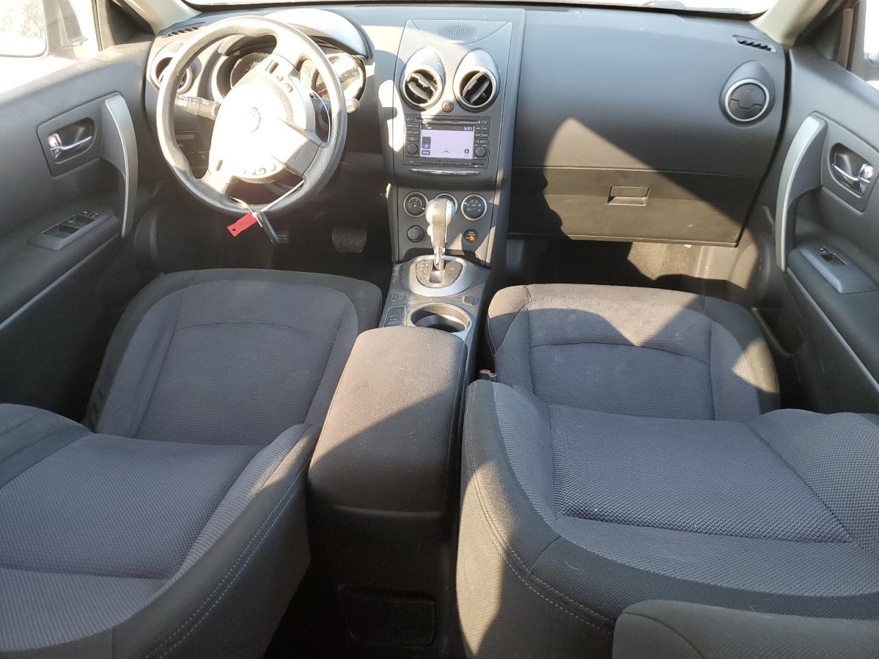 2013 Nissan Rogue - Image 8