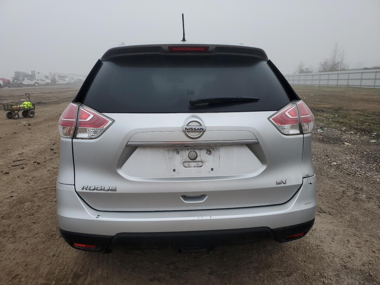 2015 Nissan Rogue - Image 6