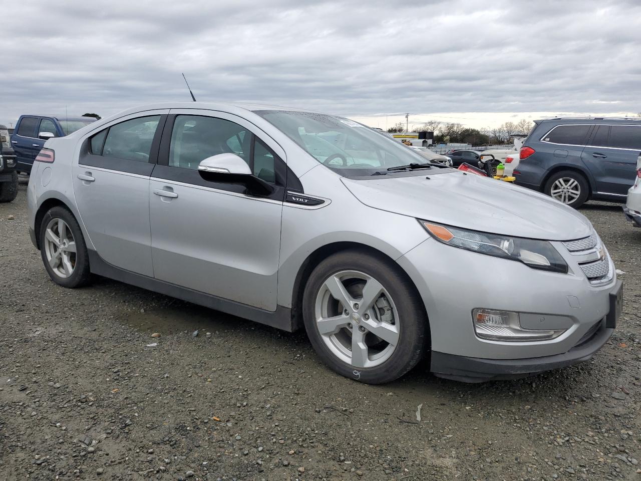 2014 Chevrolet Volt - Image 4