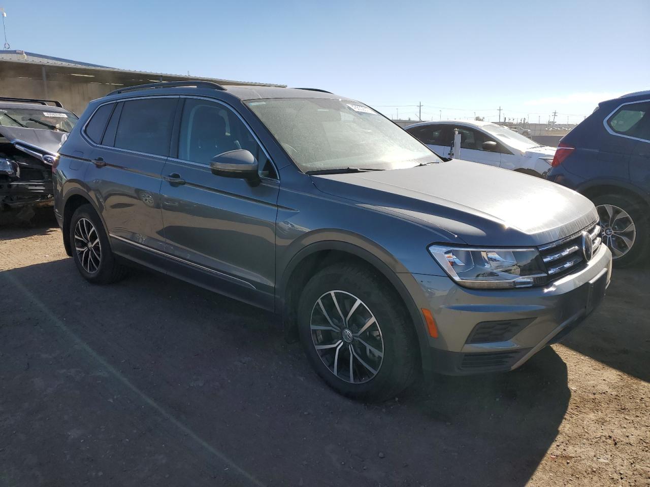 2021 Volkswagen Tiguan - Image 4