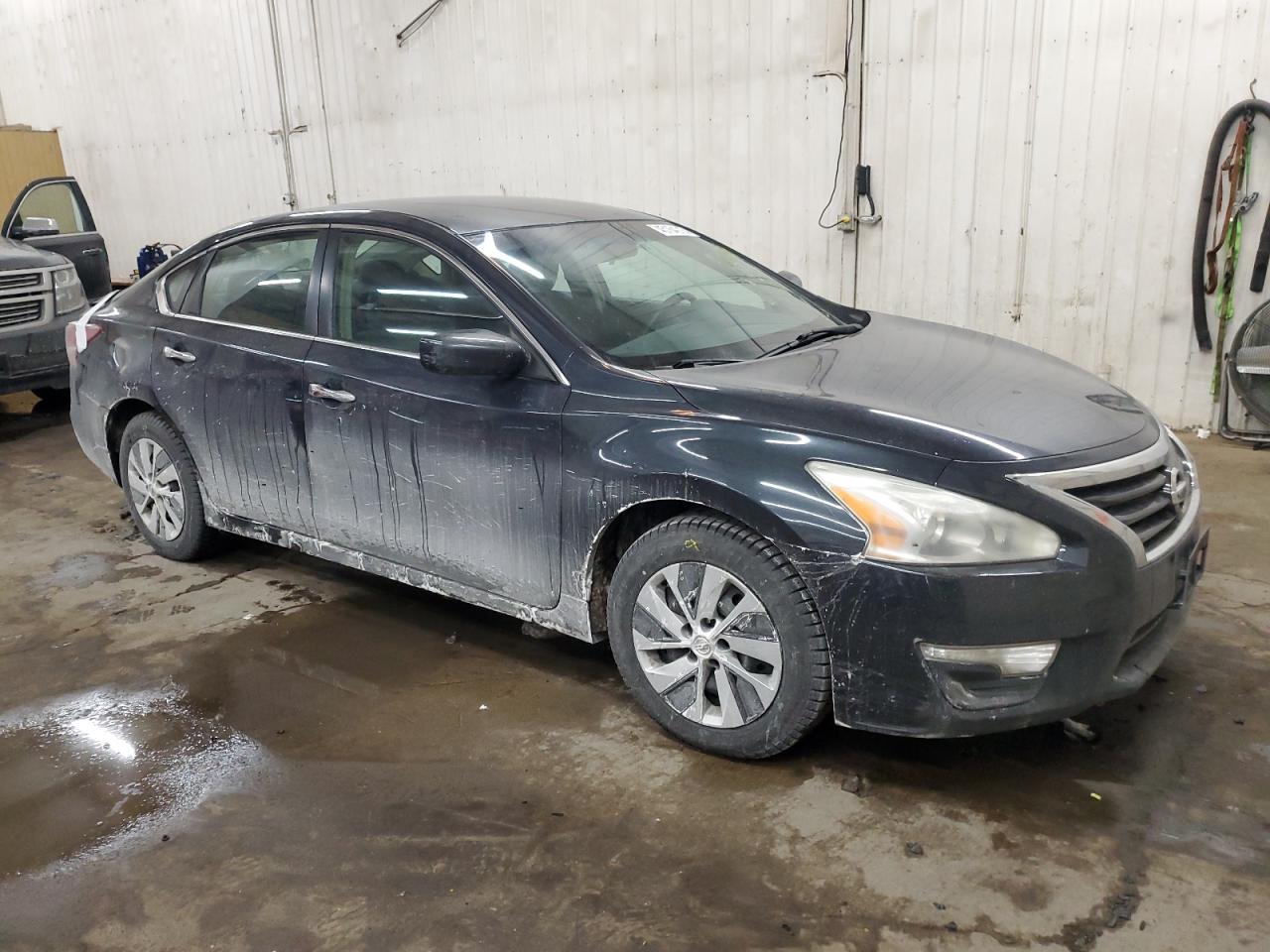 2013 Nissan Altima - Image 4