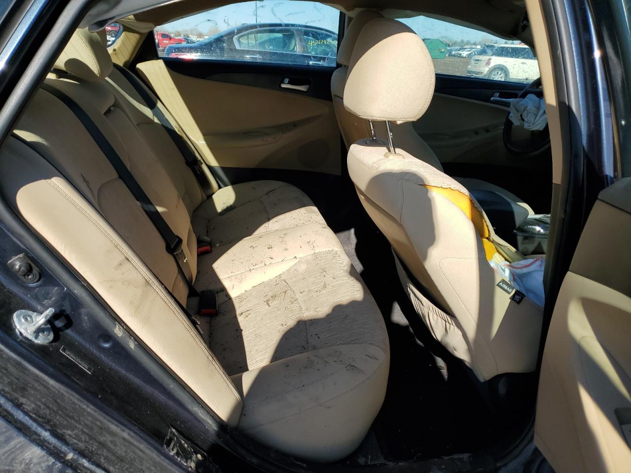 2012 Hyundai Sonata - Image 10