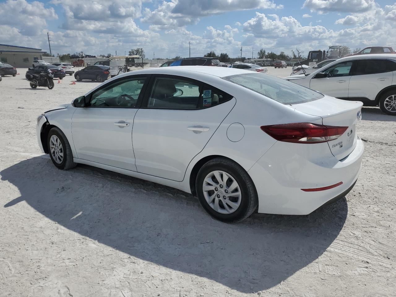 2018 Hyundai Elantra - Image 2