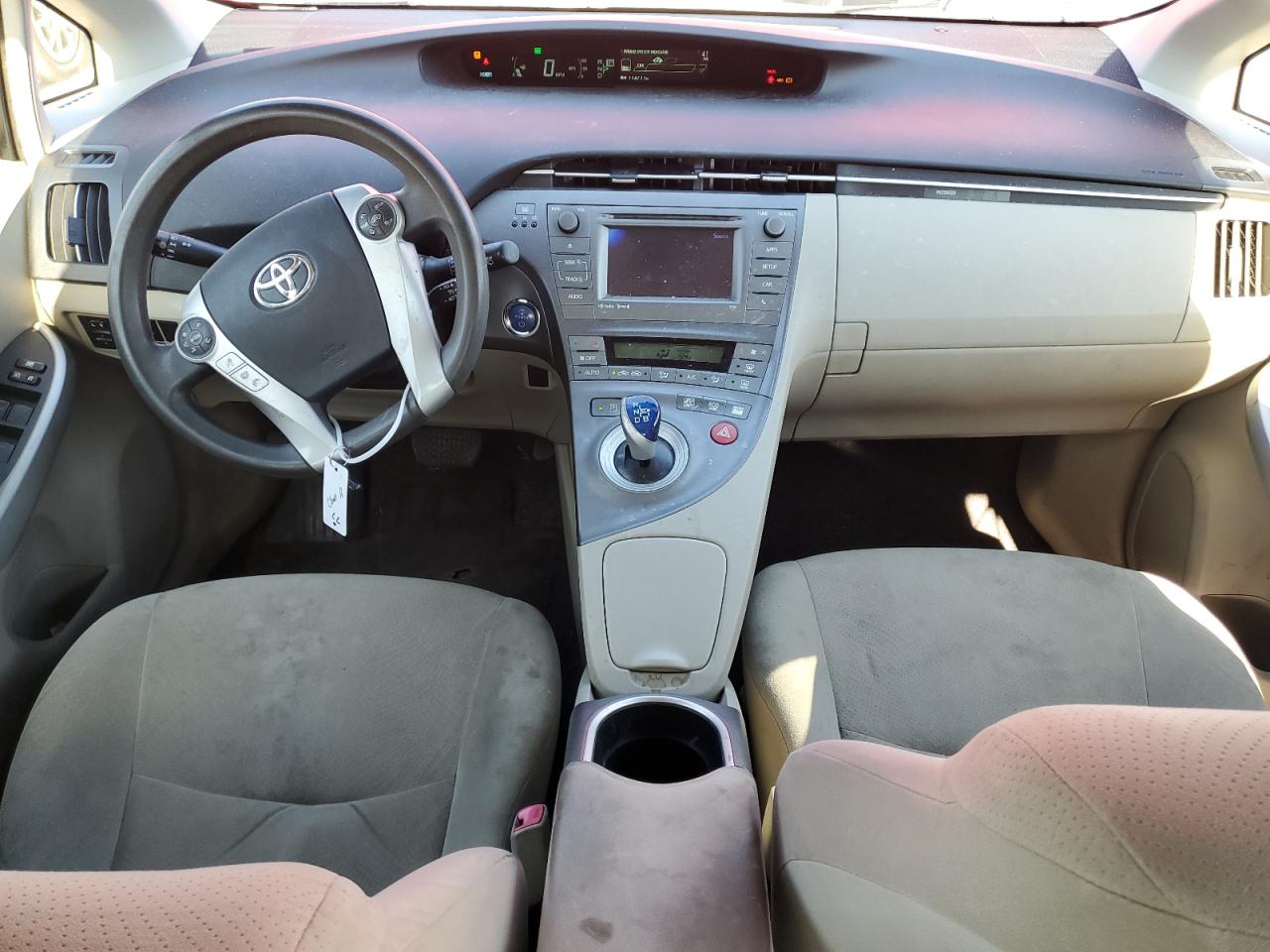 2012 Toyota Prius - Image 8