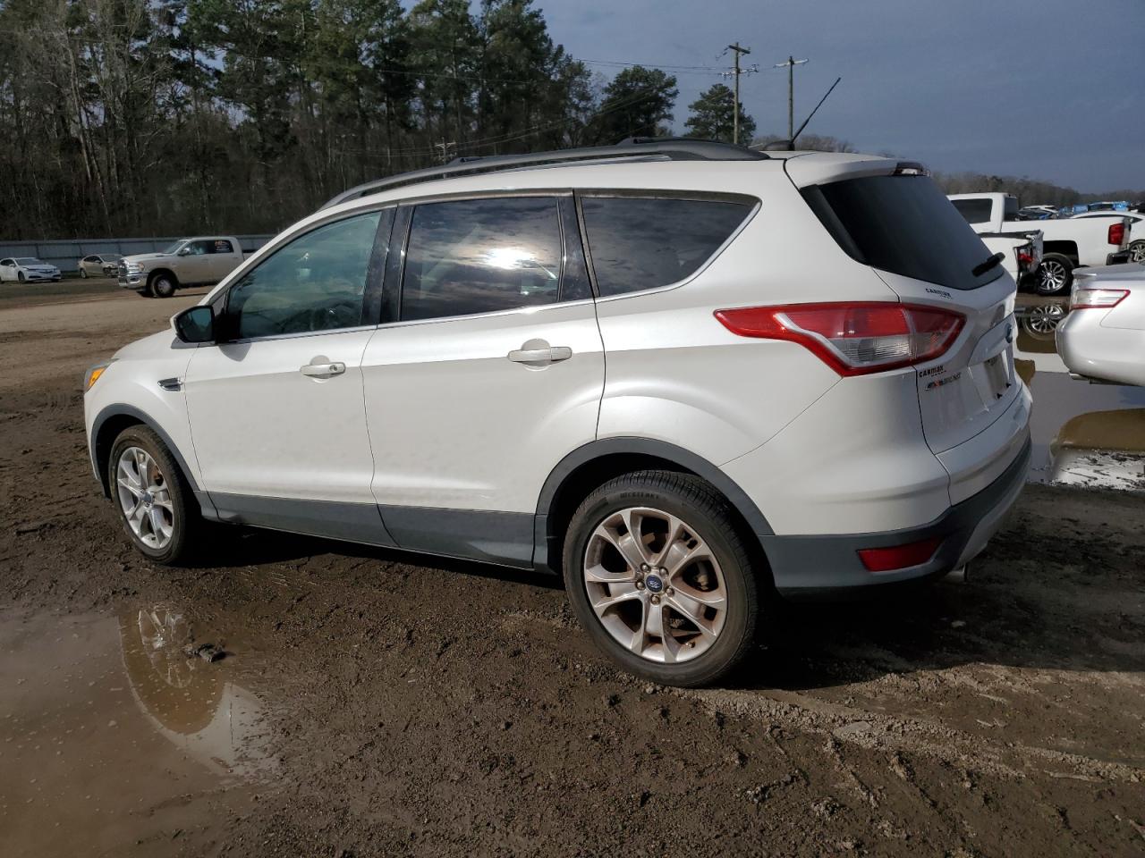 2013 Ford Escape - Image 2