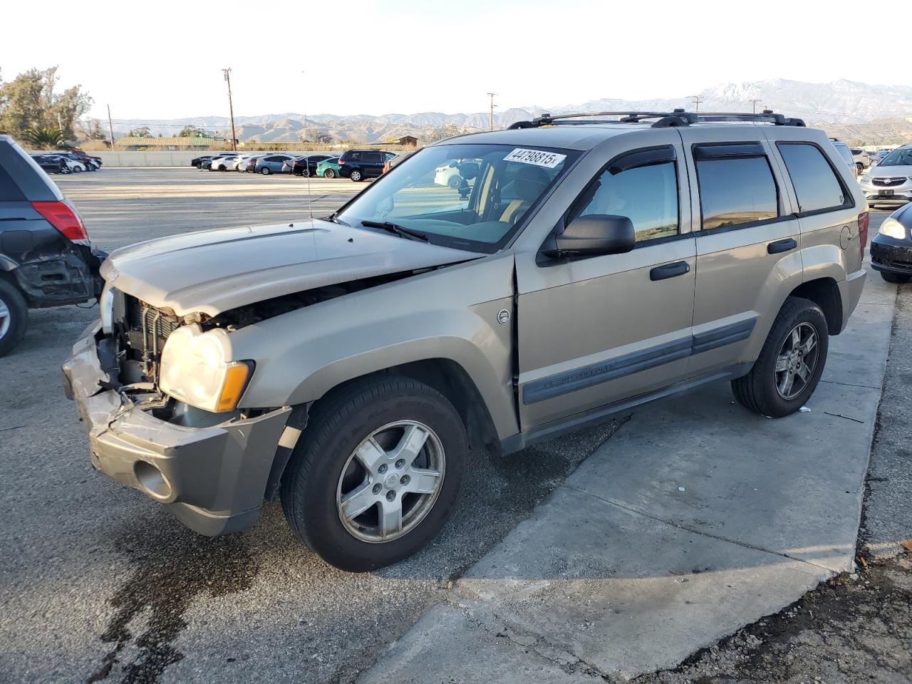 2006 Jeep Grand Cherokee - Image 1