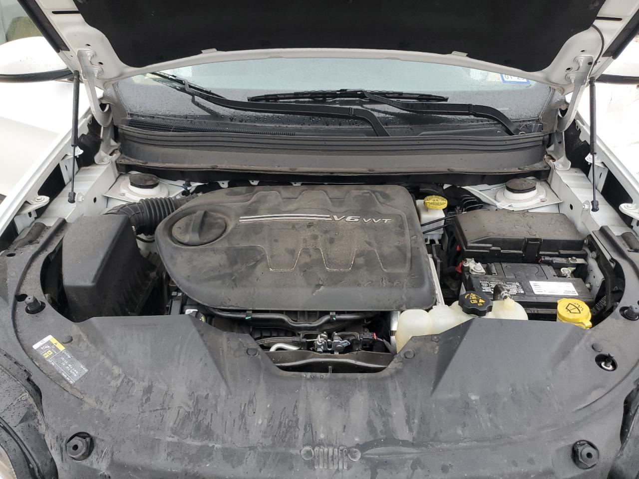 2019 Jeep Grand Cherokee - Image 12