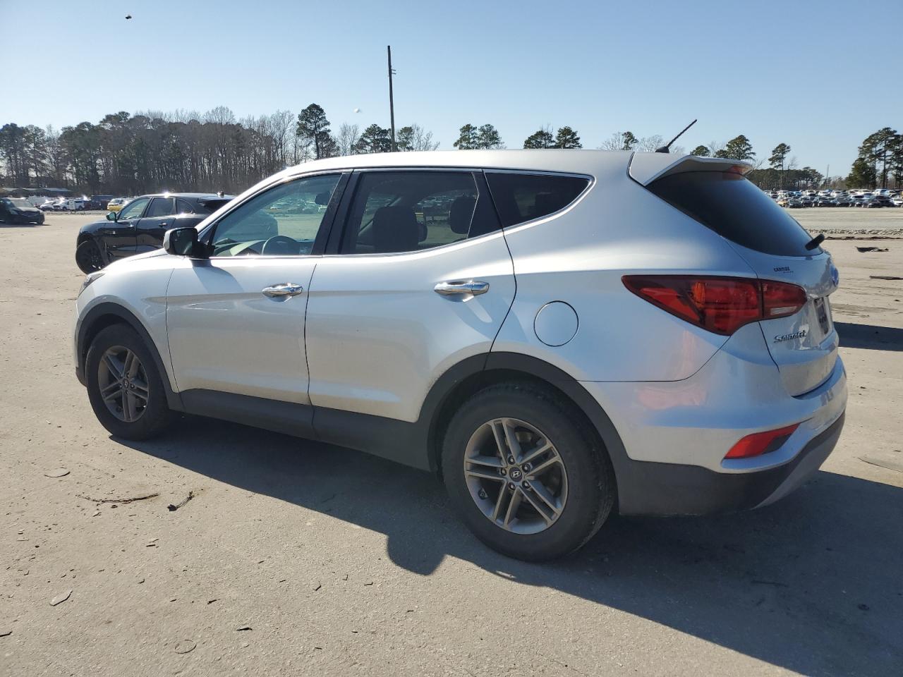 2018 Hyundai Santa Fe - Image 2