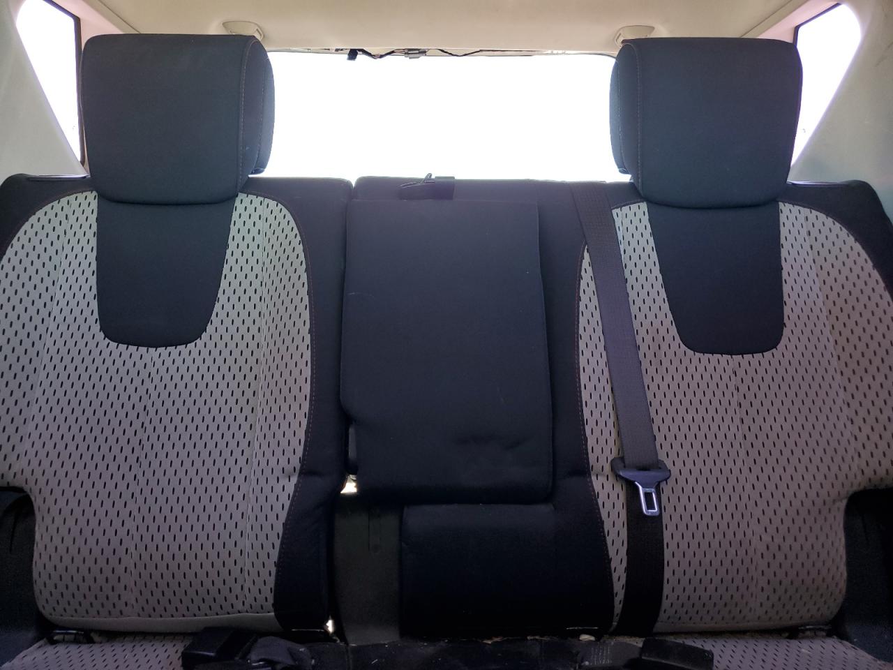 2010 Chevrolet Equinox - Image 10