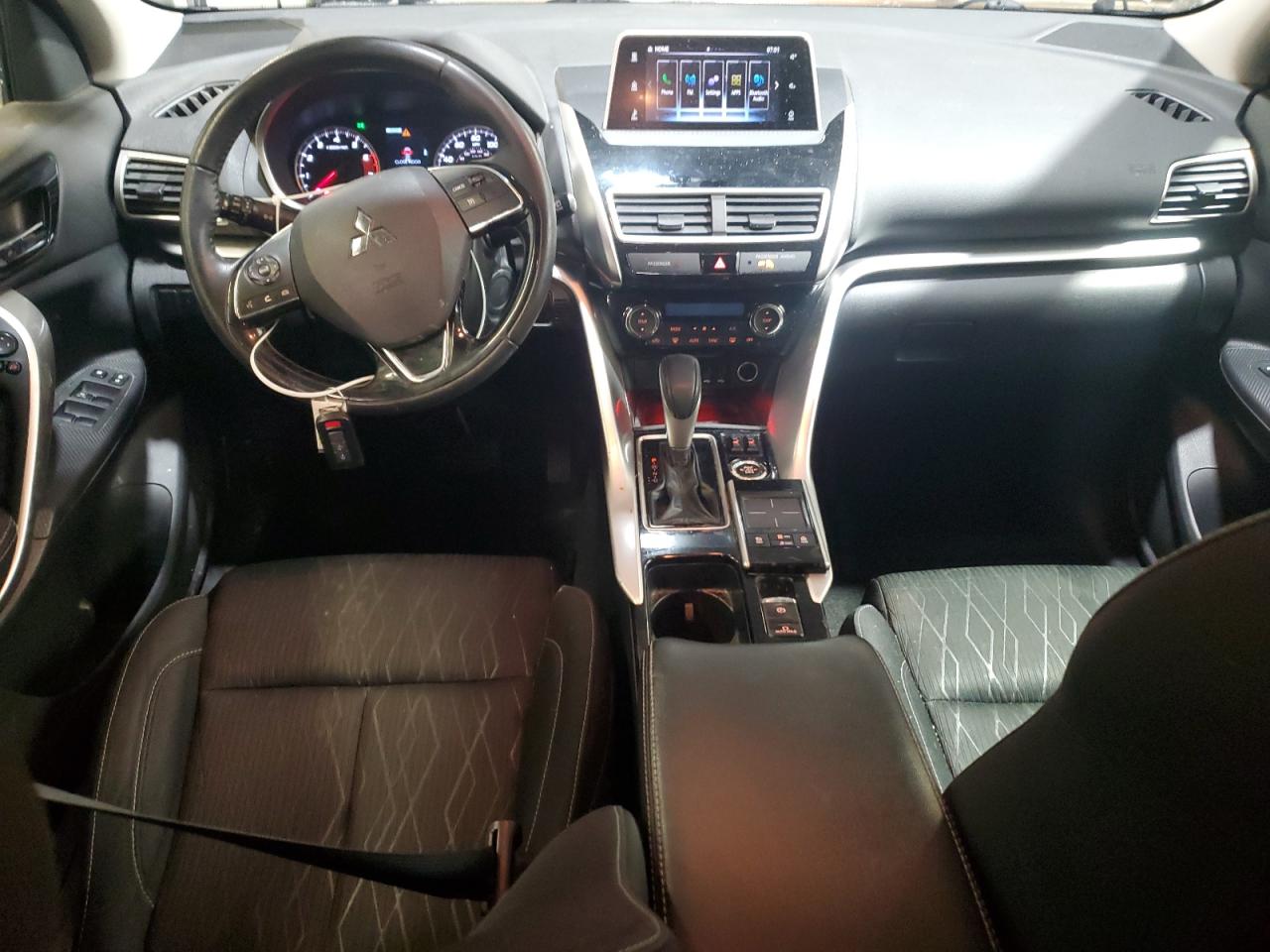 2019 Mitsubishi Eclipse - Image 8