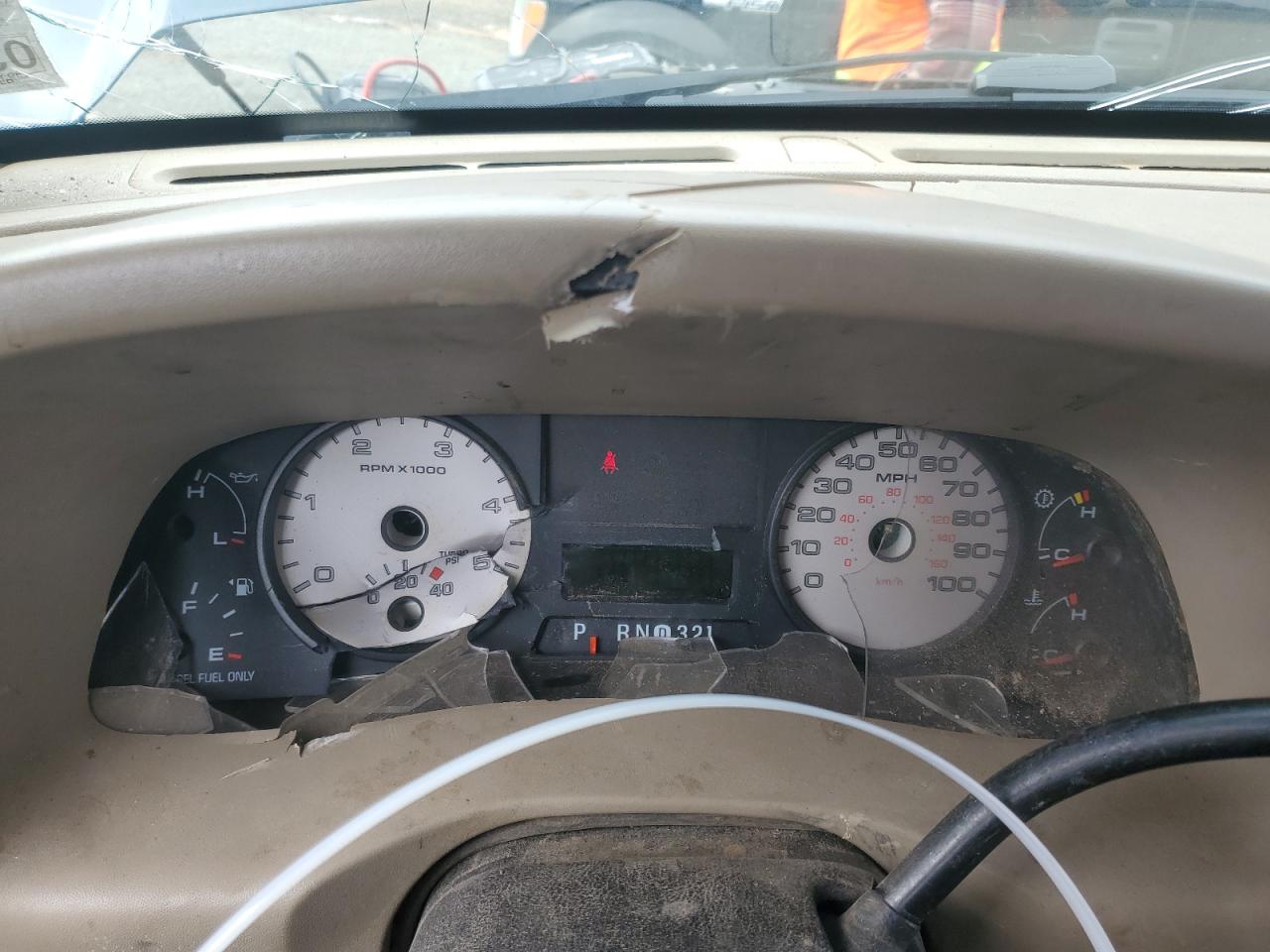 2006 Ford F250 - Image 9