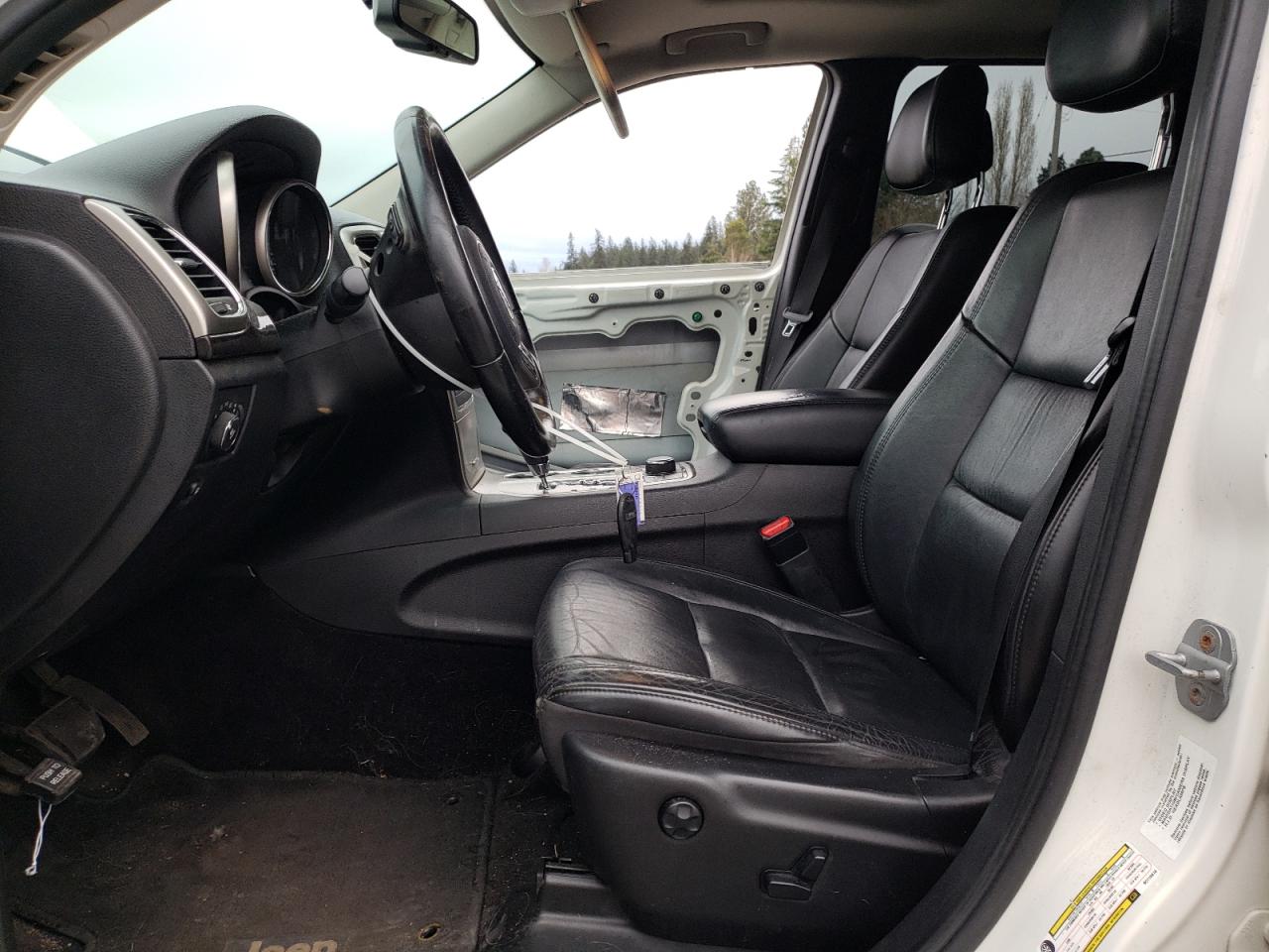 2011 Jeep Grand Cherokee - Image 7