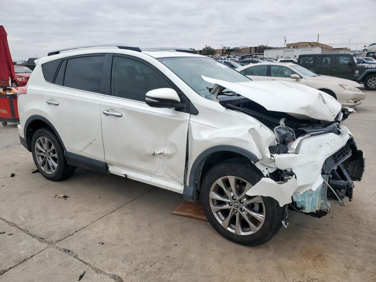 2018 Toyota RAV 4 - Image 4