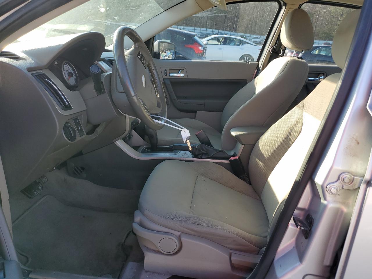2010 Ford Focus - Image 7
