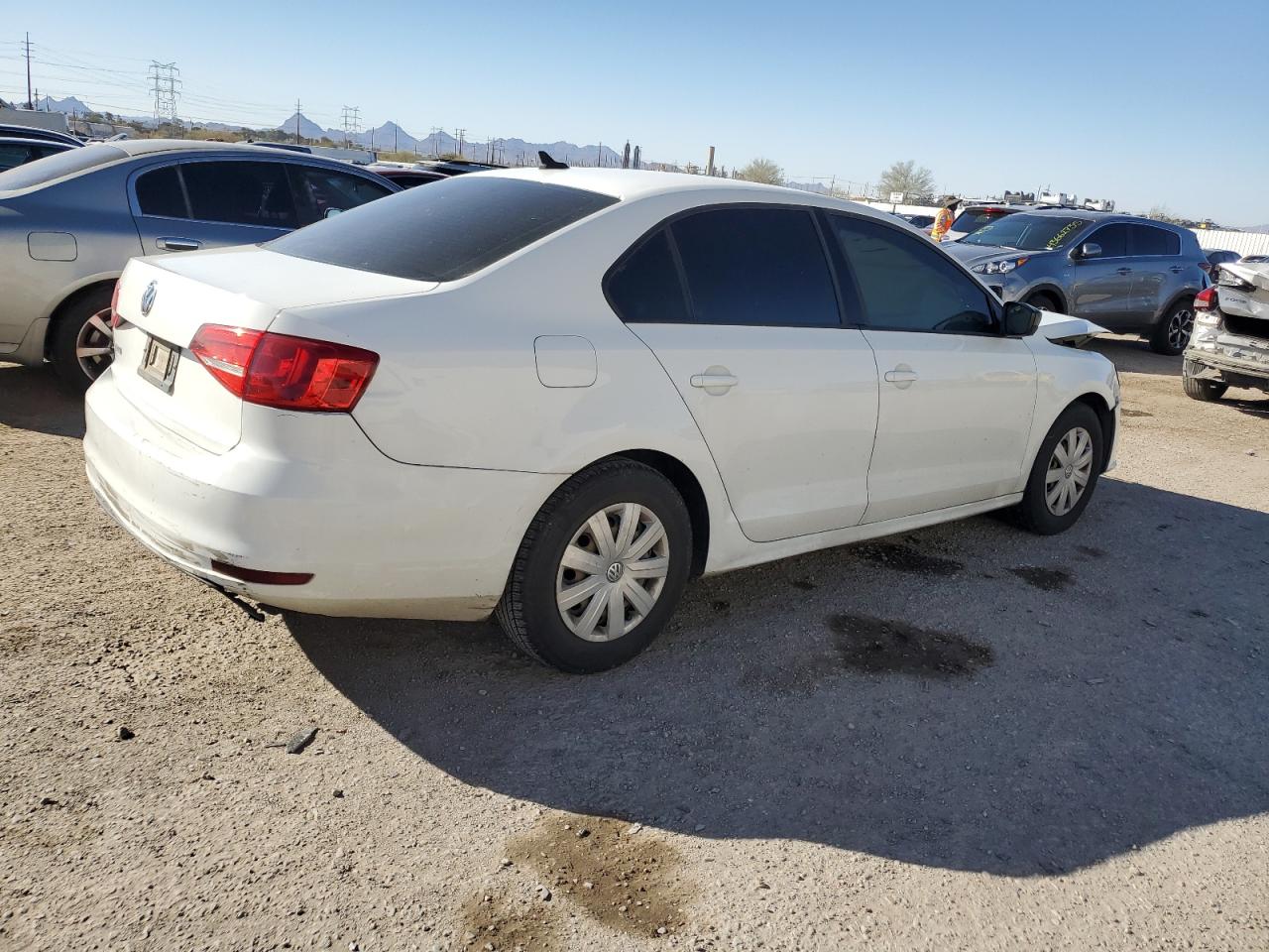 2015 Volkswagen Jetta - Image 3