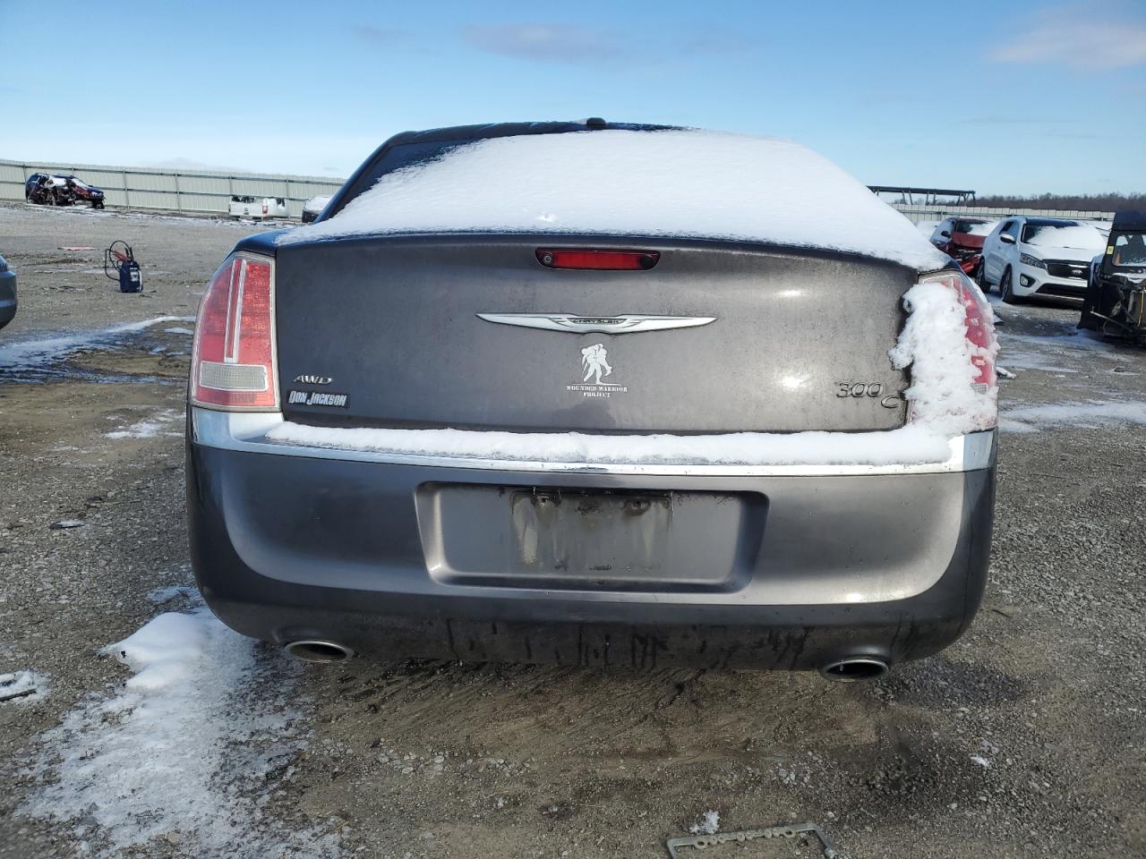 2014 Chrysler 300 - Image 6