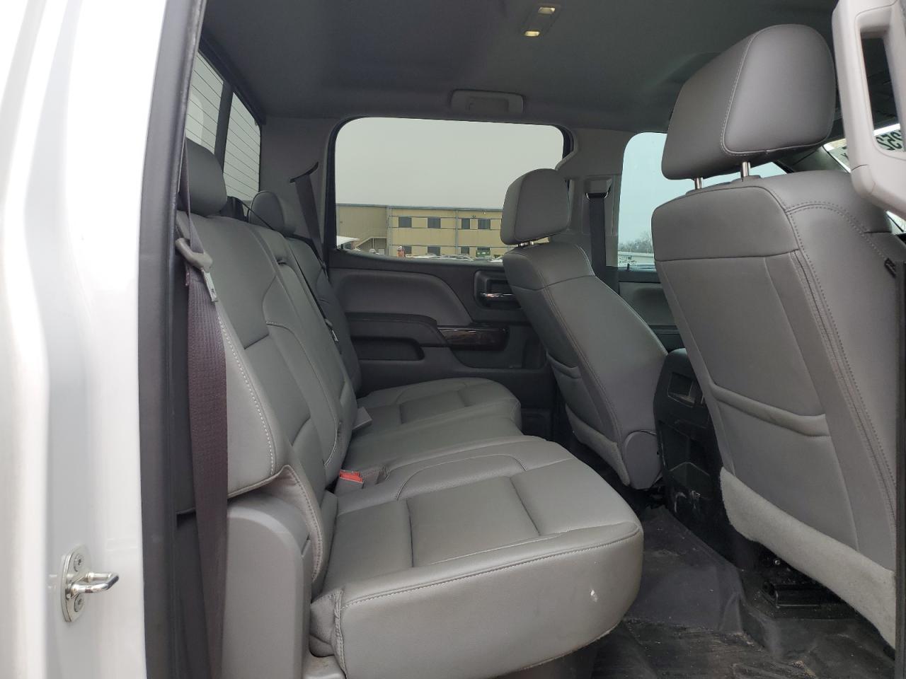 2017 GMC Sierra - Image 10