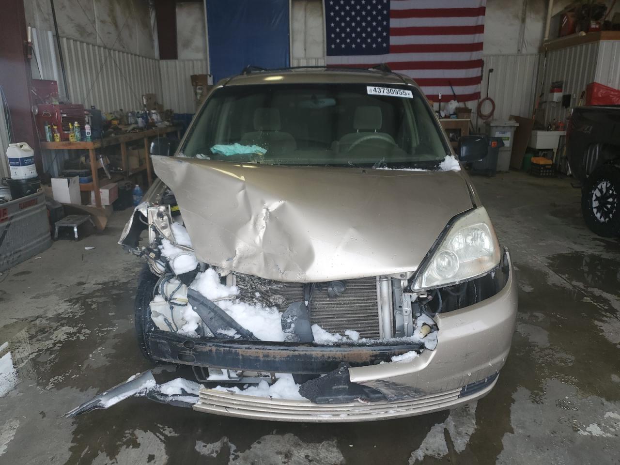 2005 Toyota Sienna - Image 5