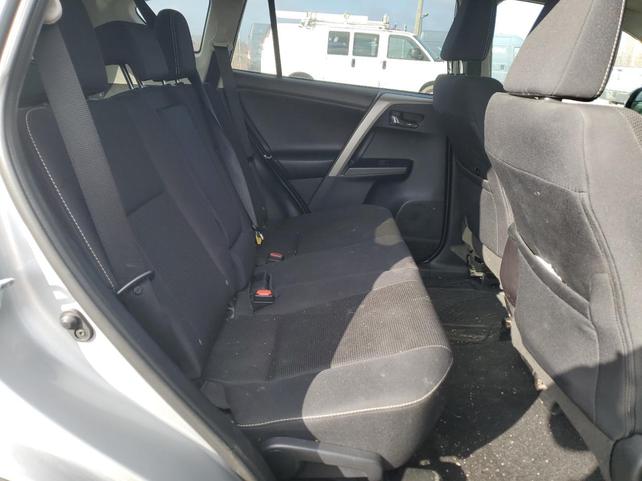 2018 Toyota RAV 4 - Image 11