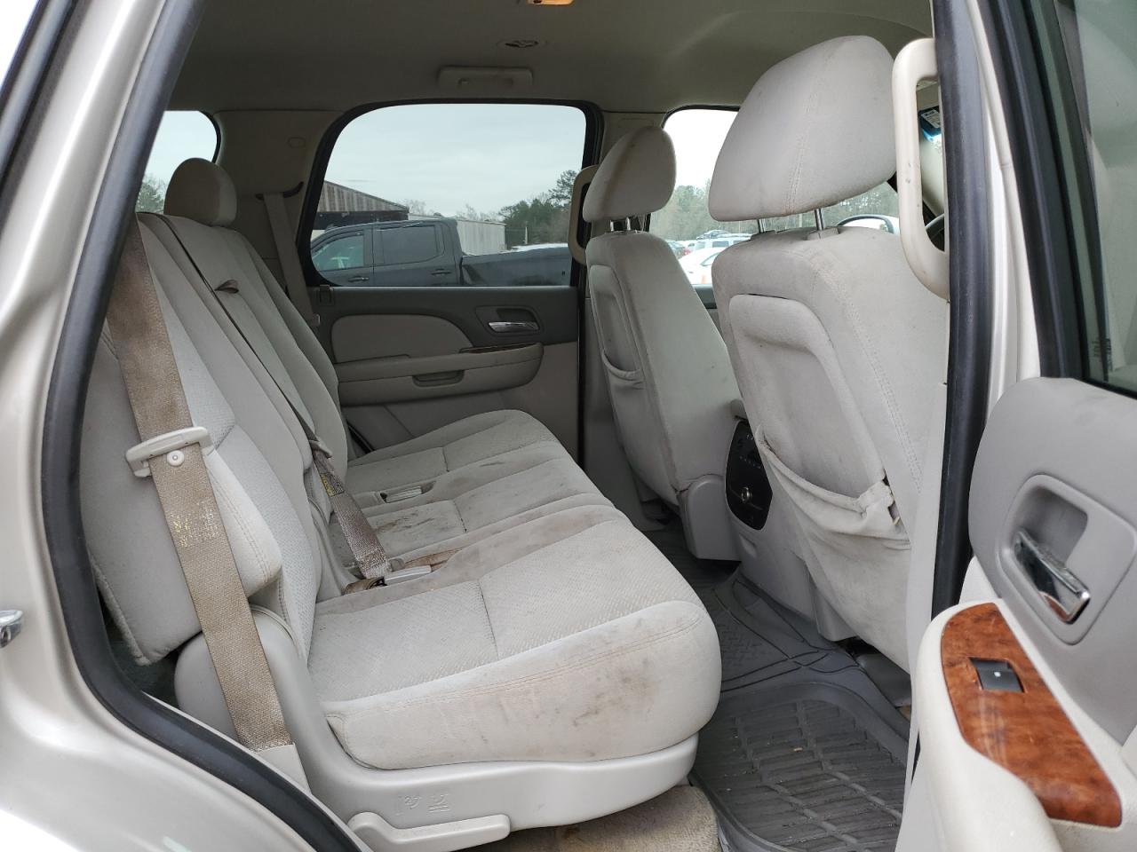 2007 Chevrolet Tahoe - Image 11