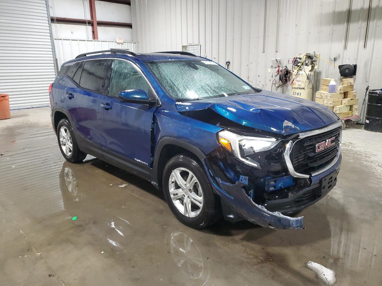 2020 GMC Terrain - Image 4