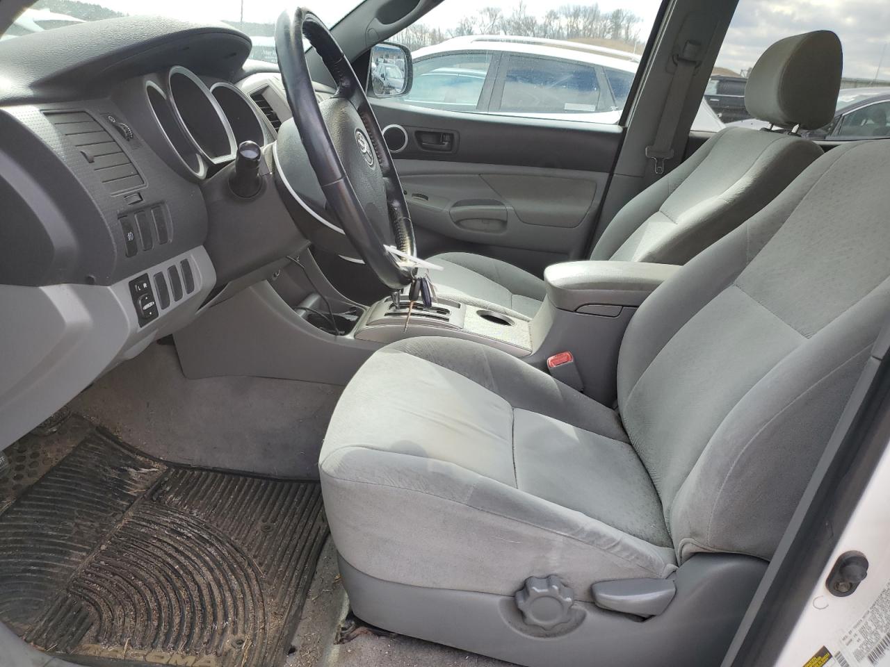 2005 Toyota Tacoma - Image 7