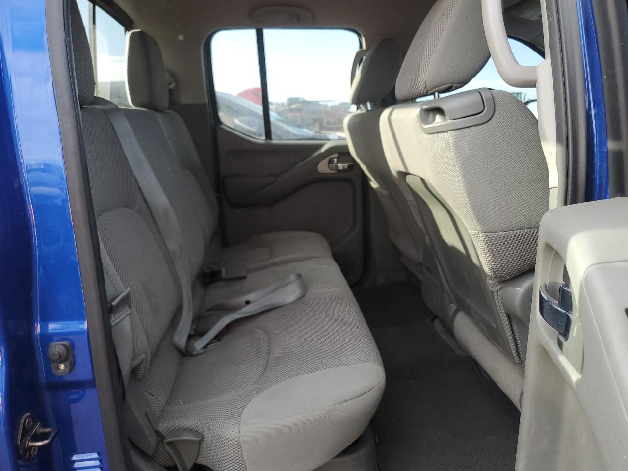2014 Nissan Navara (Frontier) - Image 11