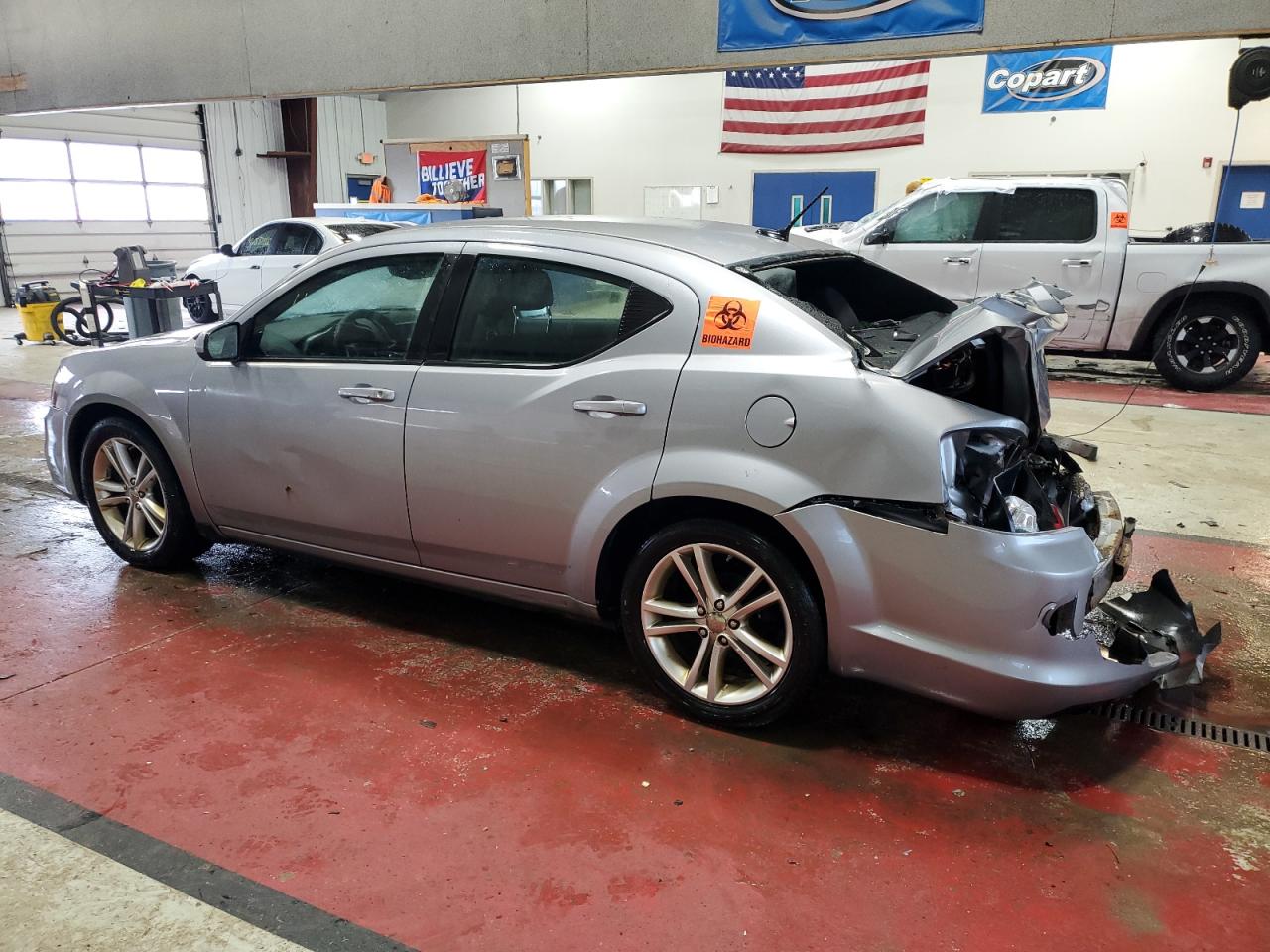 2013 Dodge Avenger - Image 2
