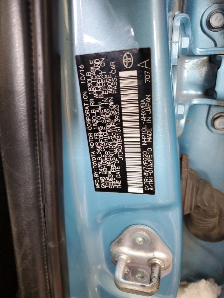 2016 Toyota Prius - Image 12