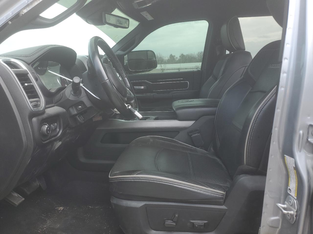 2021 RAM 2500 - Image 7