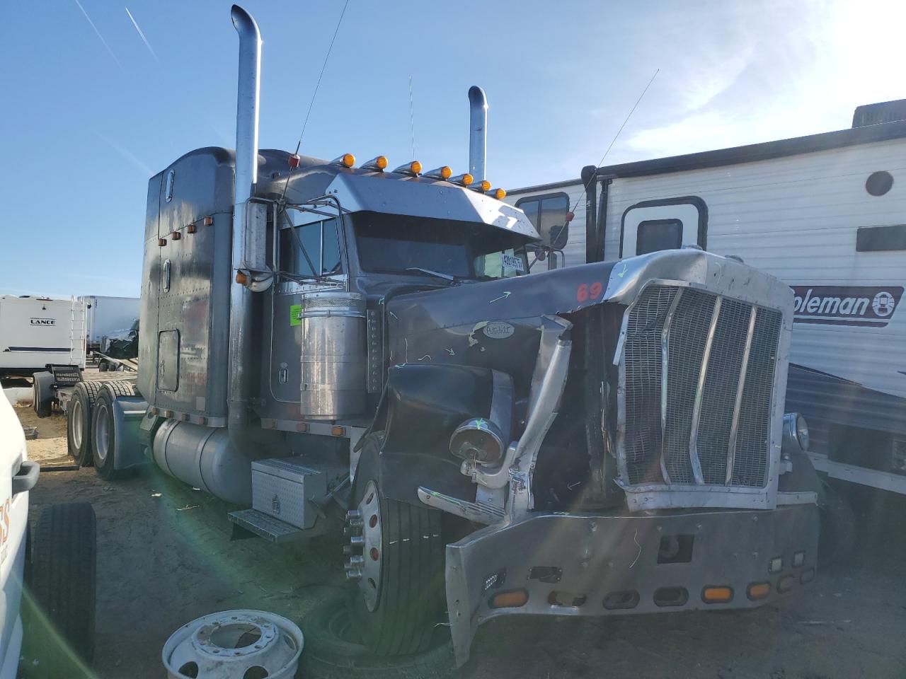 2000 Peterbilt 379  for Sale in Albuquerque, NM - Front End