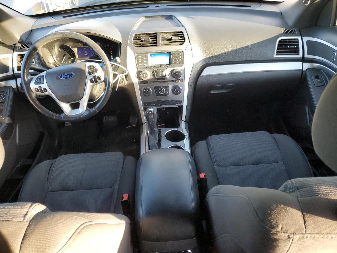 2013 Ford Explorer - Image 8
