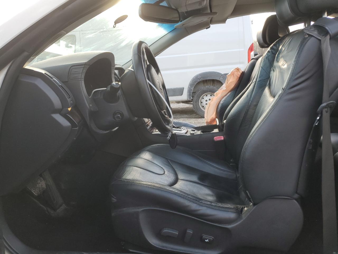 2010 Infiniti G - Image 7