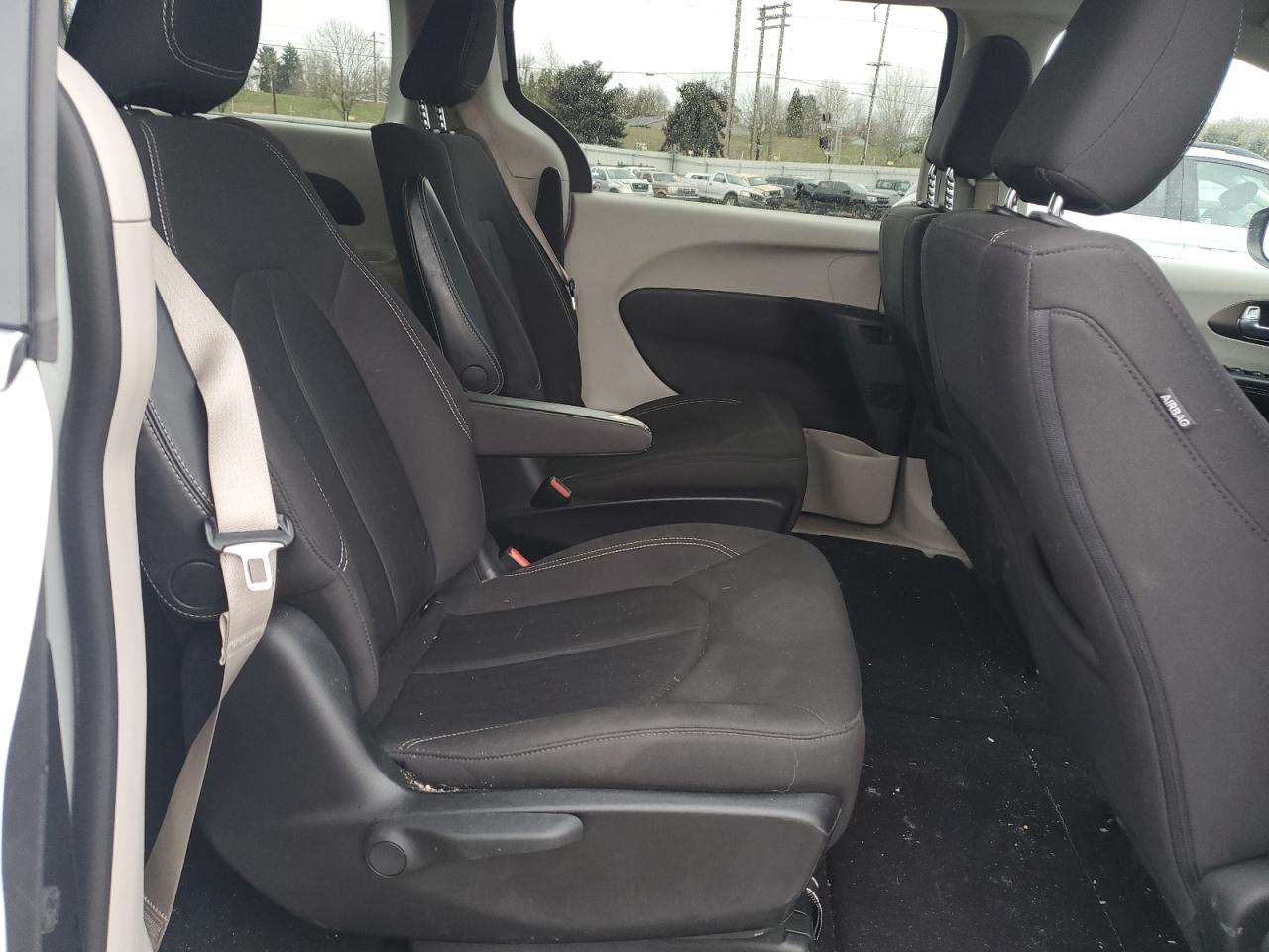 2020 Chrysler Voyager Lx VIN: 2C4RC1CG1LR106013 Lot: 45940955