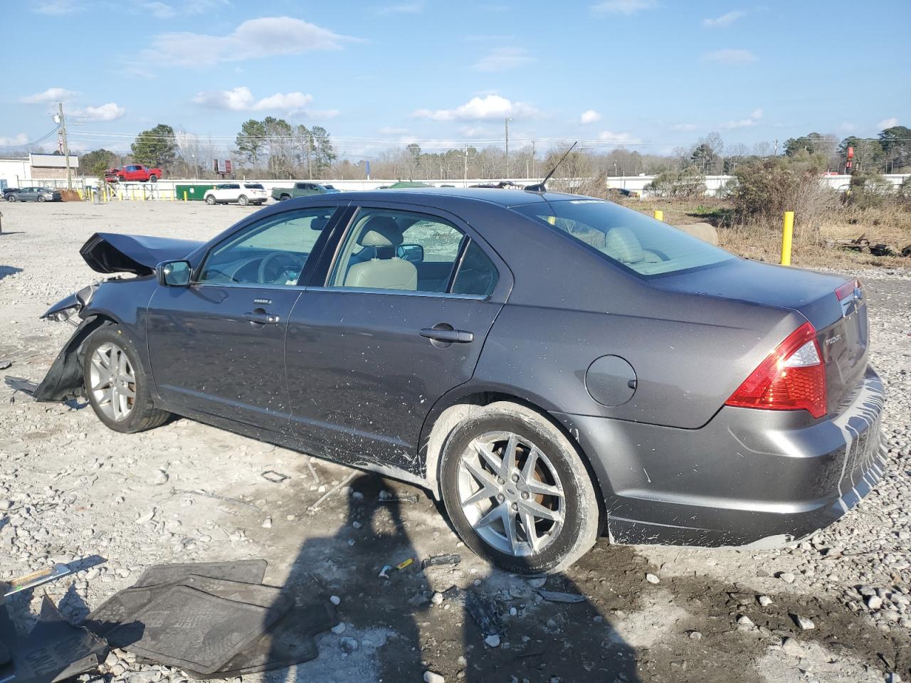 2011 Ford Fusion - Image 2