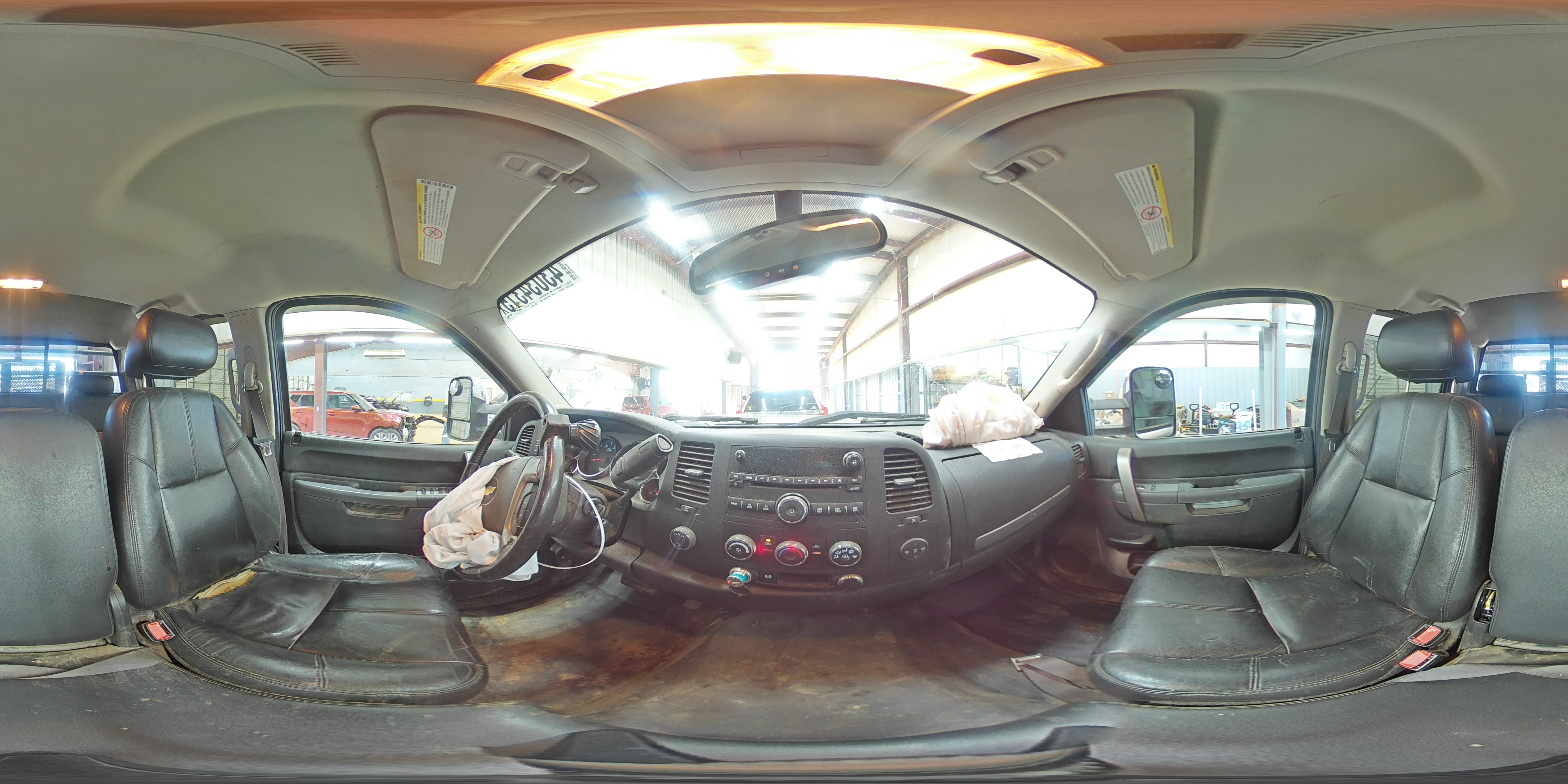 2013 Chevrolet Silverado - Image 13