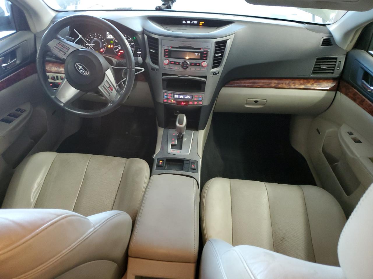 2011 Subaru Outback - Image 8