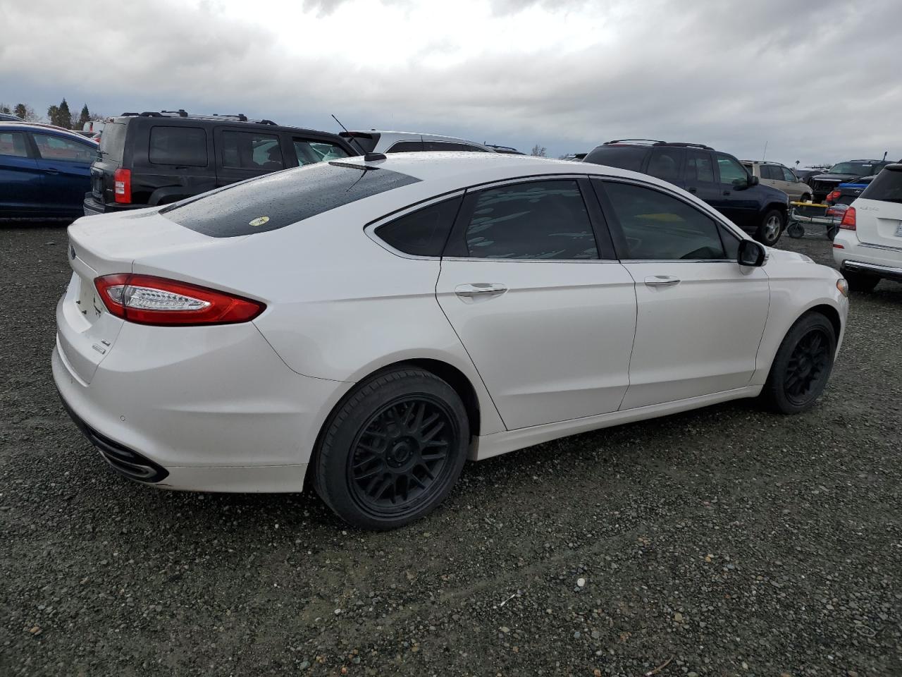 2016 Ford Fusion - Image 3